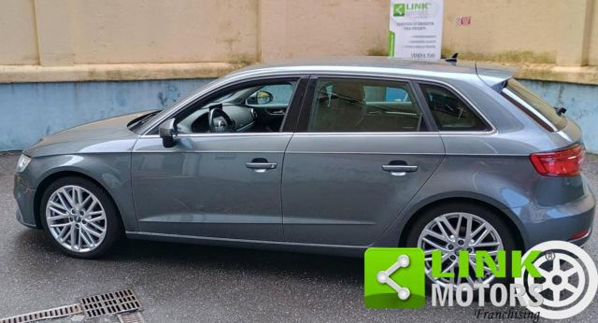 Audi A3 Sportback 35 TFSI COD S tronic Sport (18)