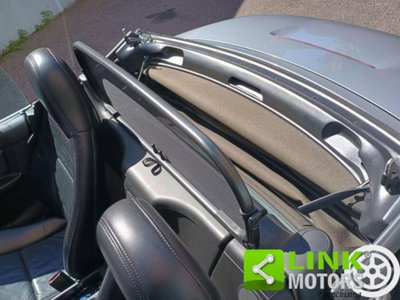 BMW Z3 Cabrio 1.9 16V cat Roadster (16)
