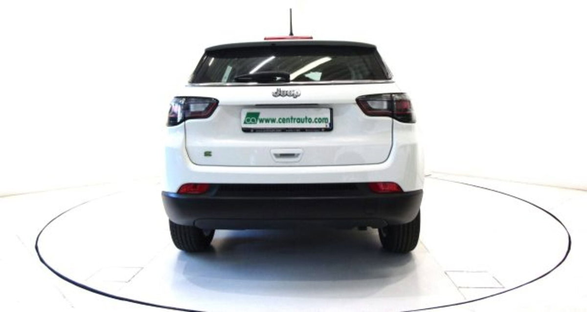 Jeep Compass 1.5 Turbo T4 130CV MHEV 2WD Longitude (4)