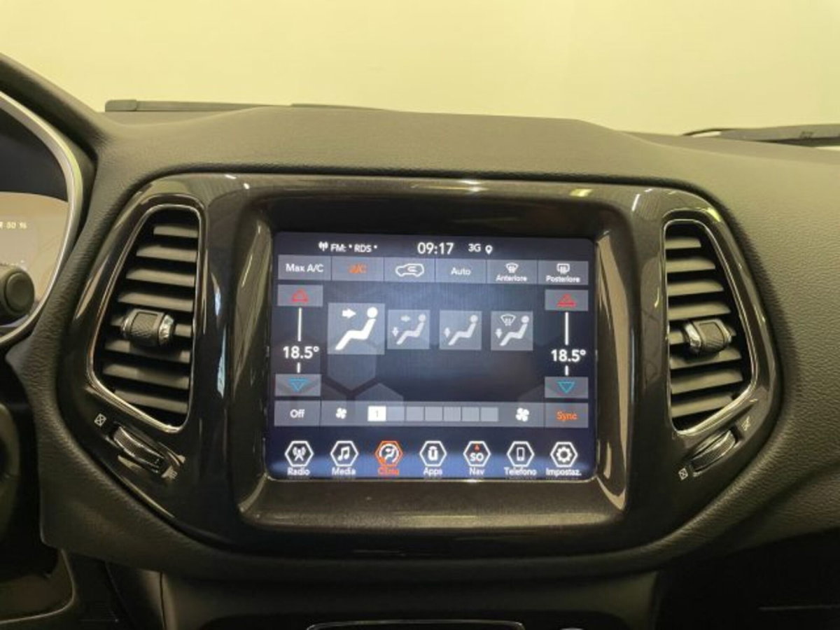 Jeep Compass 1.3 T4 190CV PHEV AT6 4xe Limited (16)