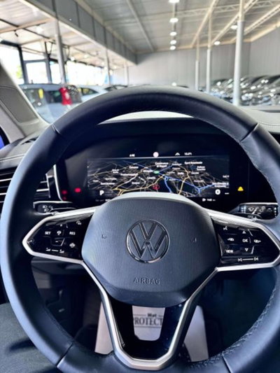 Volkswagen Touareg 3.0 V6 tdi scr R-Line Final Edition 231cv auto (12)