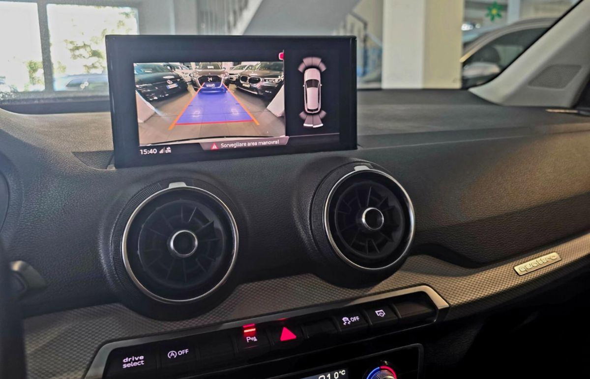 Audi Q2 Q2 35 TDI quattro S tronic Admired Advanced (14)