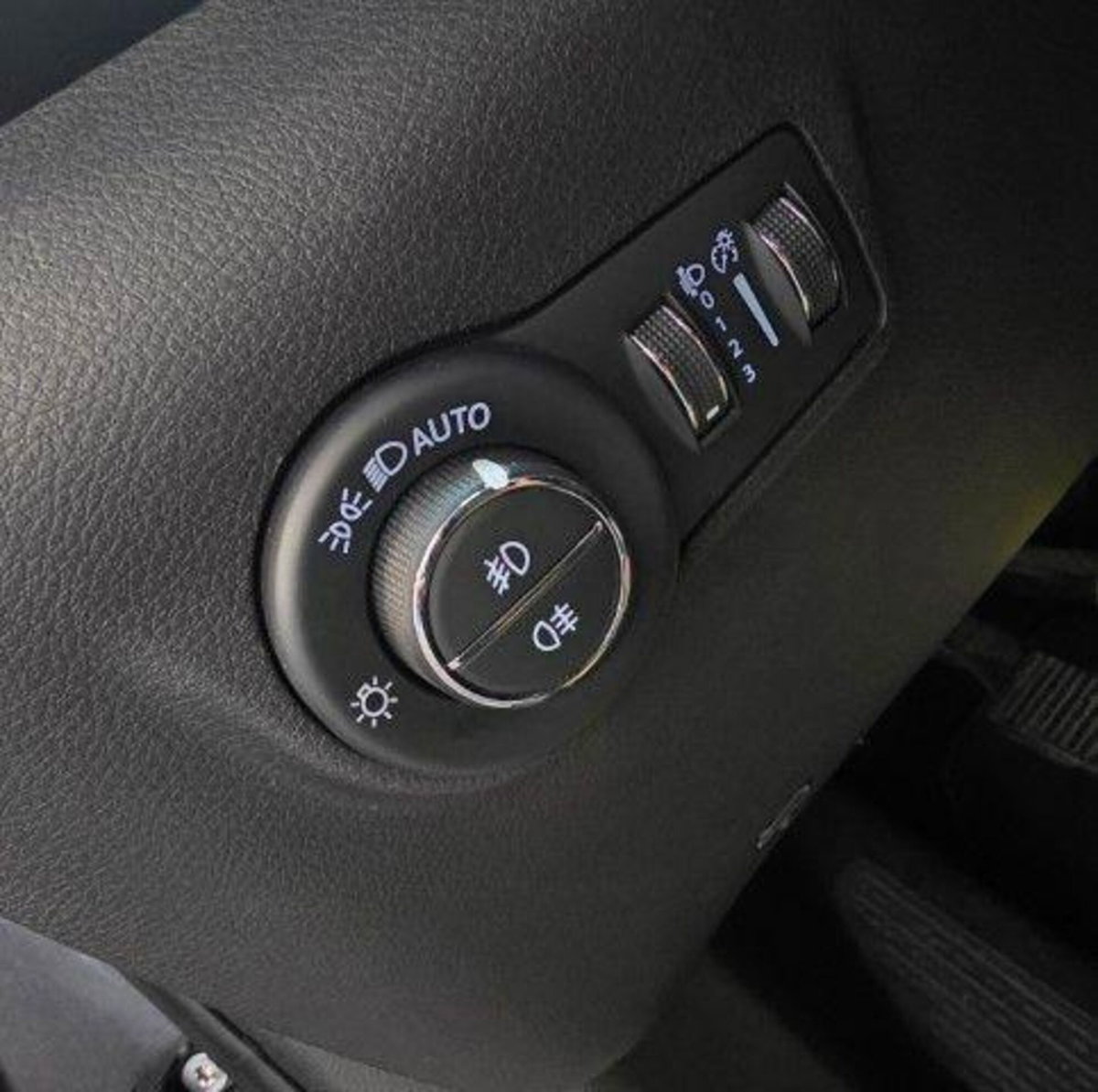 Jeep Compass 1.6 Multijet II 2WD Limited (17)