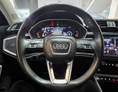Audi Q3 35 TDI quattro S tronic Business (13)