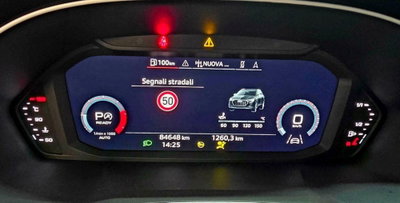 Audi Q3 35 TDI quattro S tronic Business (15)