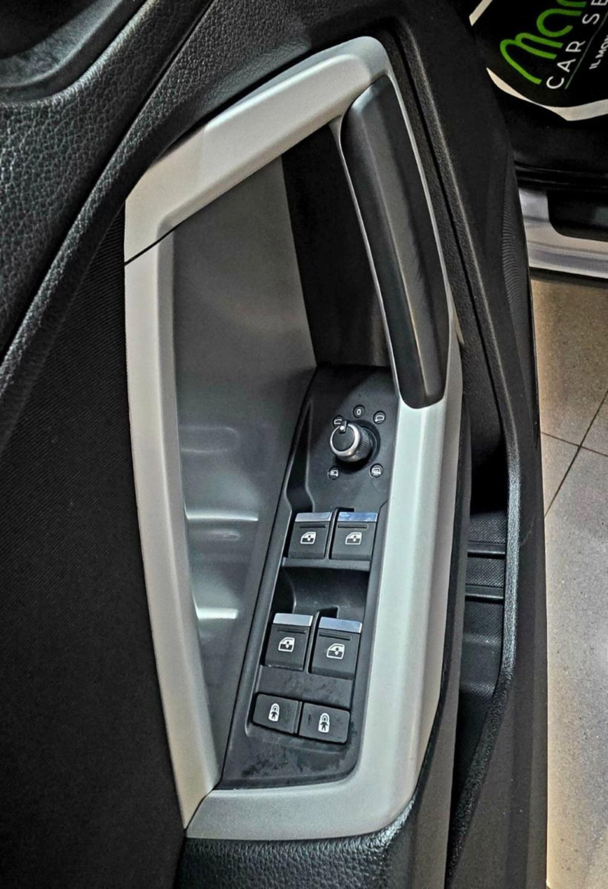 Audi Q3 35 TDI quattro S tronic Business (9)