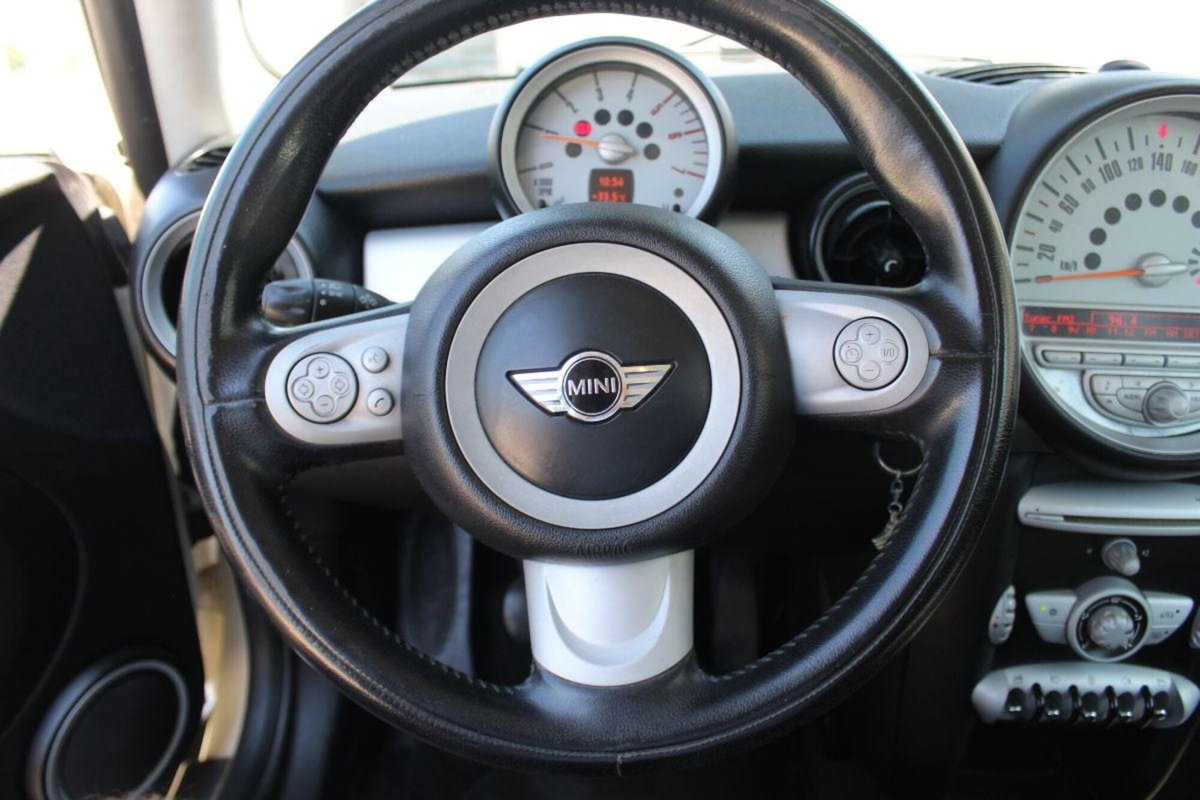 MINI Mini 1.6 16V Cooper D Chili (10)