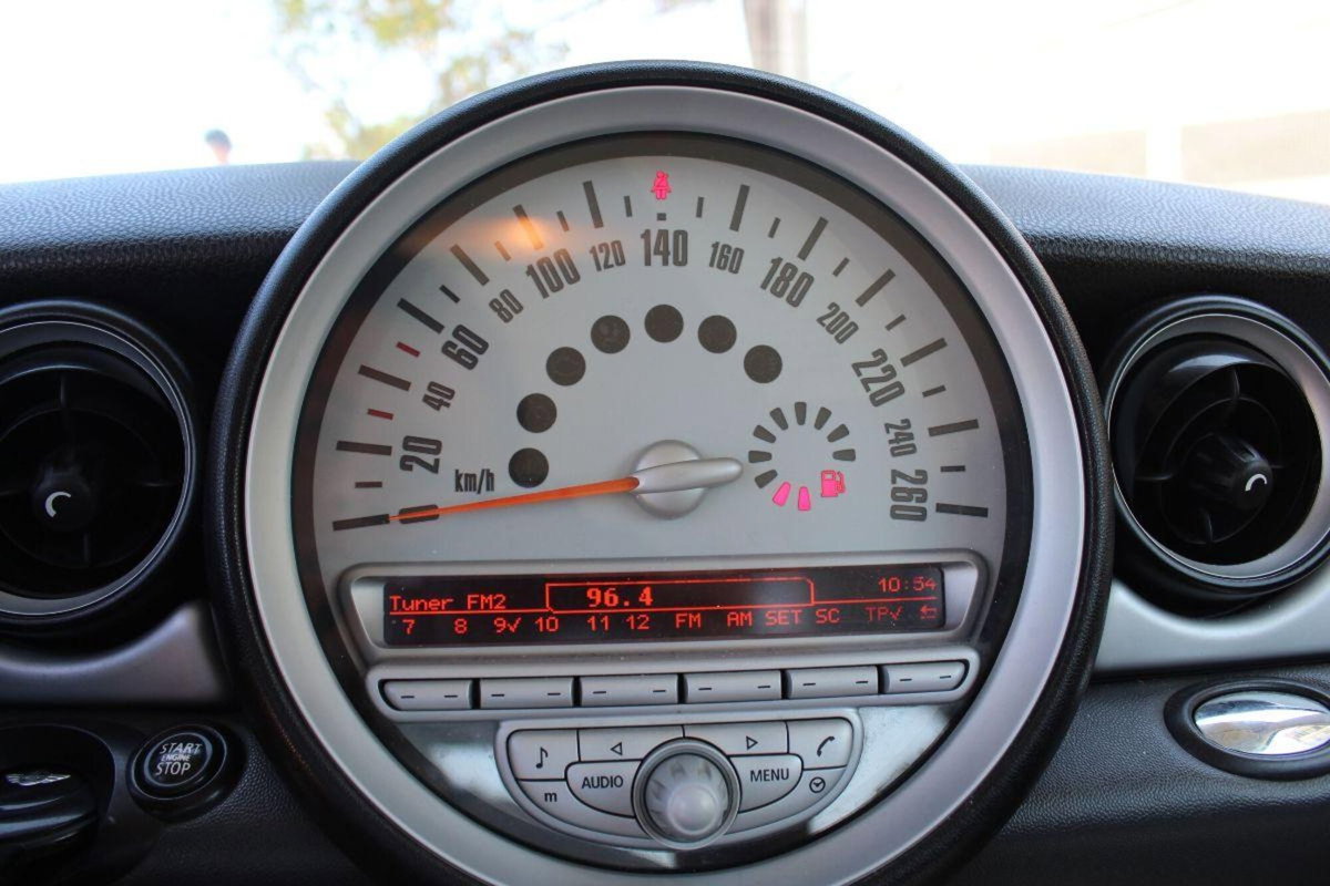 MINI Mini 1.6 16V Cooper D Chili (14)