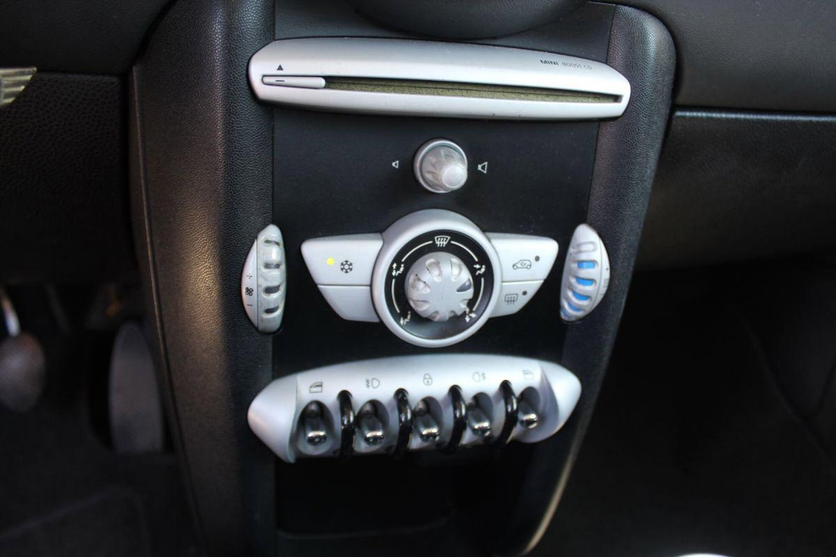 MINI Mini 1.6 16V Cooper D Chili (15)