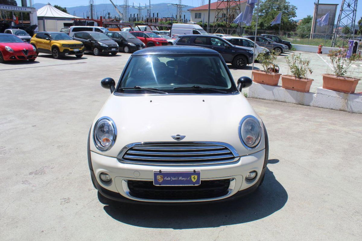 MINI Mini 1.6 16V Cooper D Chili (2)