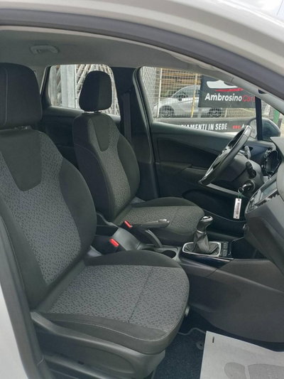 Opel Crossland X 1.2 12V Innovation (11)