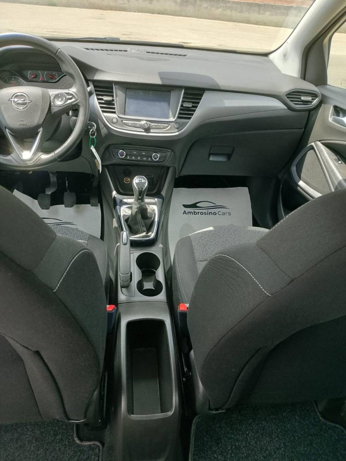 Opel Crossland X 1.2 12V Innovation (16)