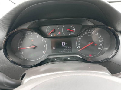 Opel Crossland X 1.2 12V Innovation (17)