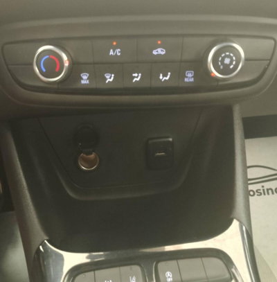Opel Crossland X 1.2 12V Innovation (20)