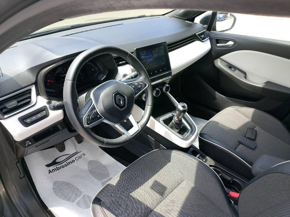 Renault Clio TCe 100 CV GPL 5 porte Techno (5)