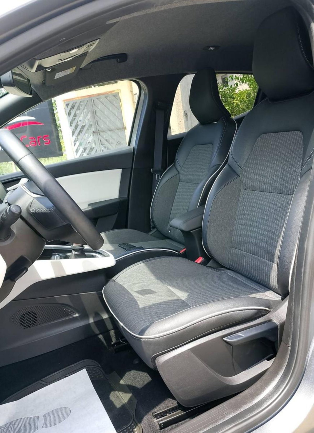 Renault Clio TCe 100 CV GPL 5 porte Techno (9)