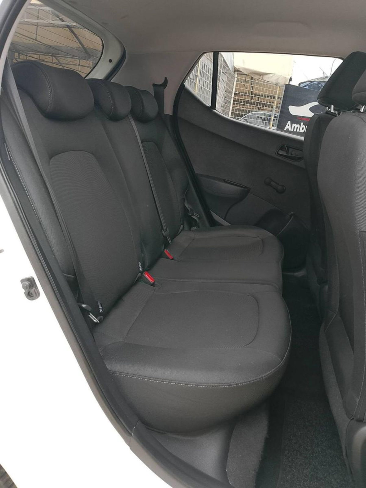 Hyundai i10 1.0 MPI AT Tech (16)