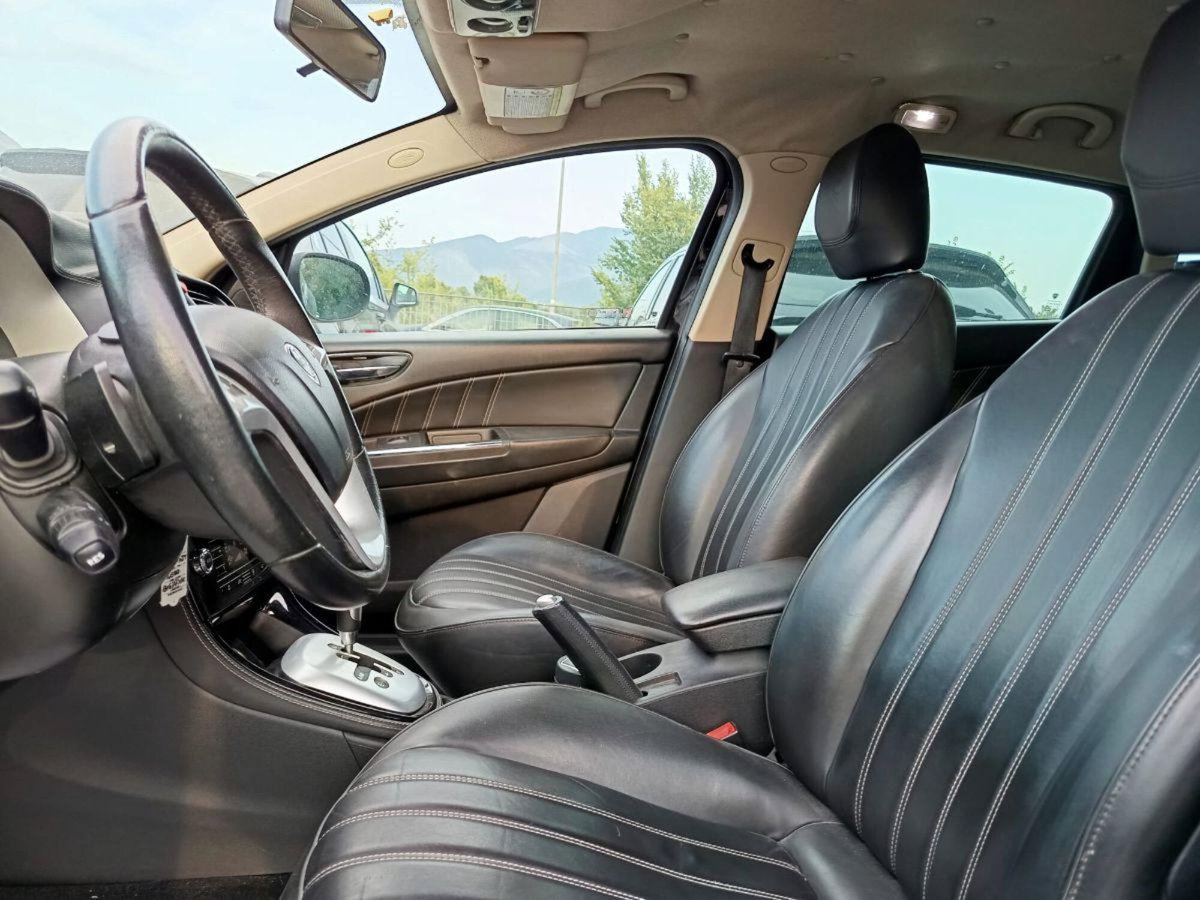 Lancia Delta 1.6 MJT DPF Silver (10)