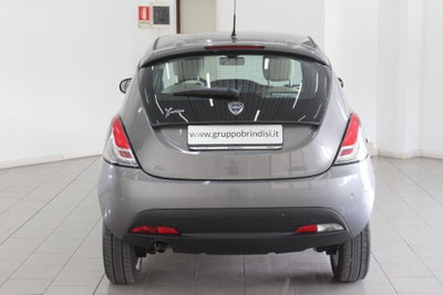 Lancia Ypsilon 0.9 TwinAir 85 CV 5 porte Metano Ecochic Gold (5)