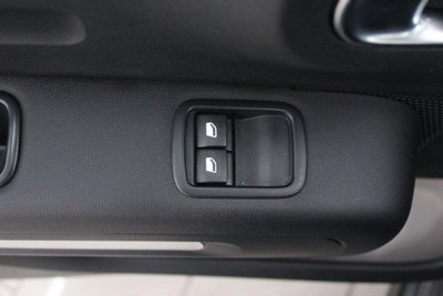 Citroen C3 BlueHDi 100 S&S C-Series (16)