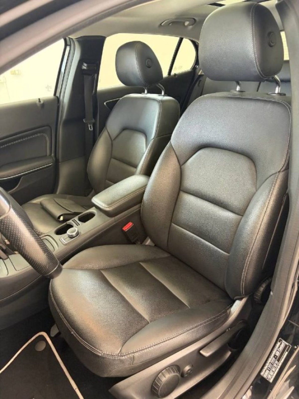 Mercedes-Benz GLA SUV 200 CDI Automatic Sport (11)