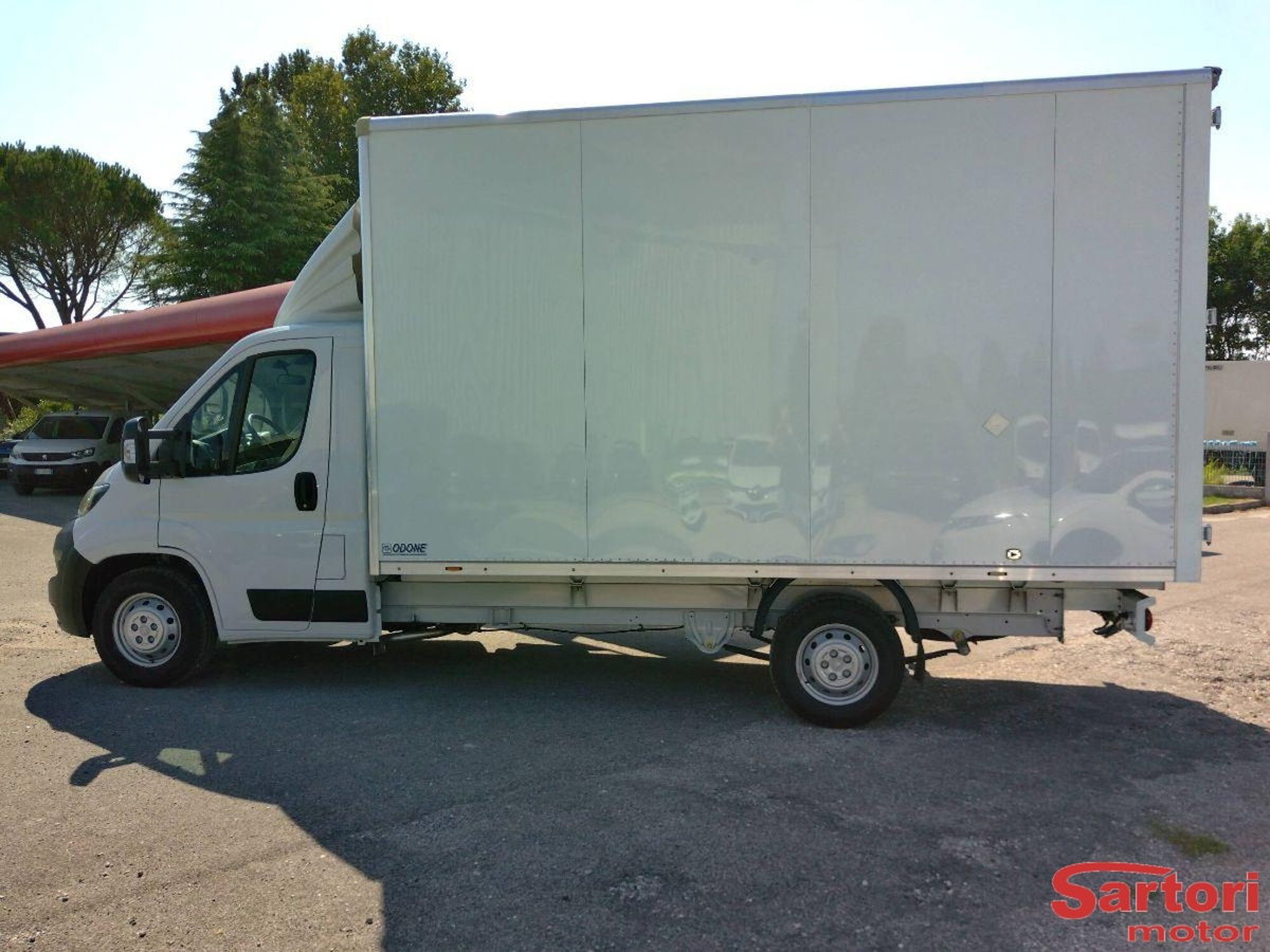 Peugeot Boxer Furgone 35 furgonato Onnicar L3 2.2 diesel 140cv S&S (4)
