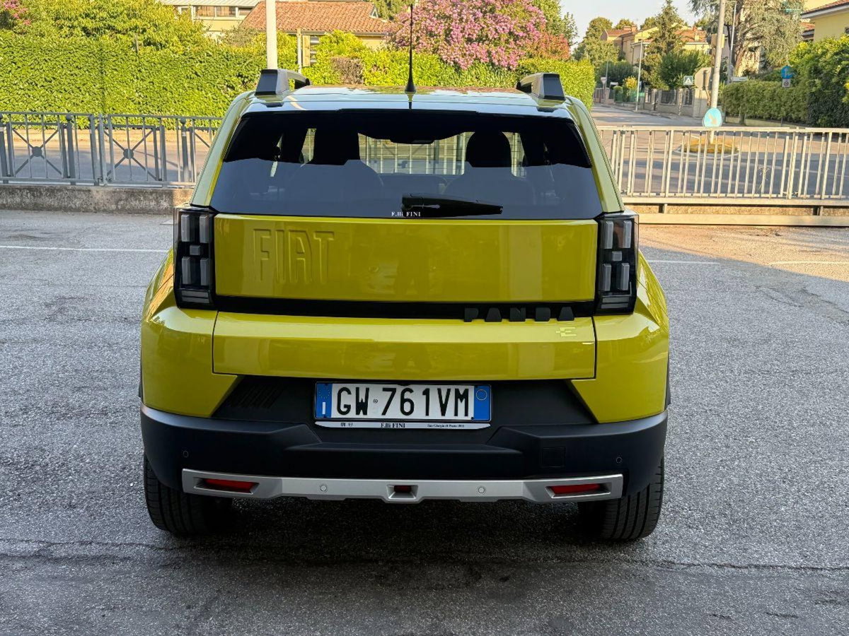 Fiat Grande Panda 44 kWh La Prima (5)