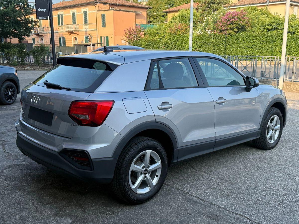 Audi Q2 Q2 35 TFSI Business (5)