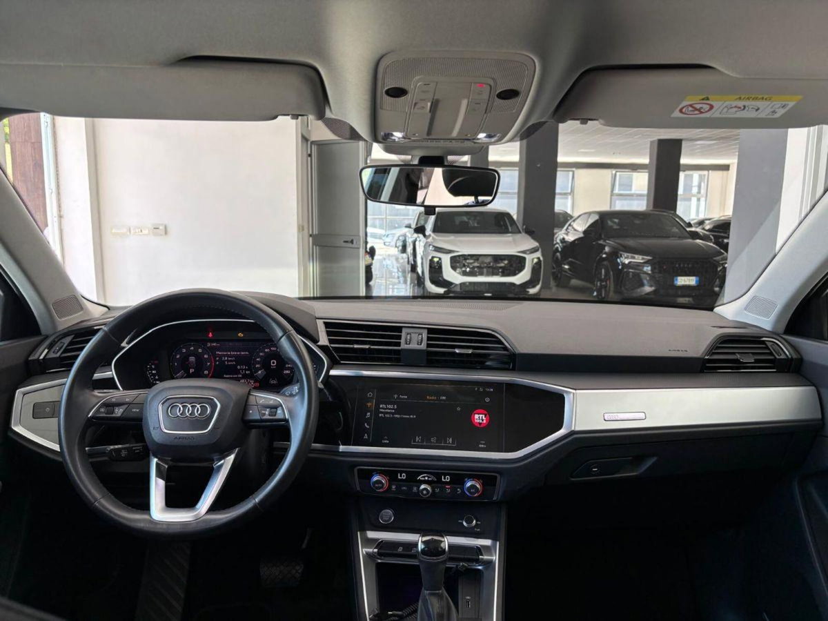 Audi Q3 35 TFSI S tronic Business Advanced (13)