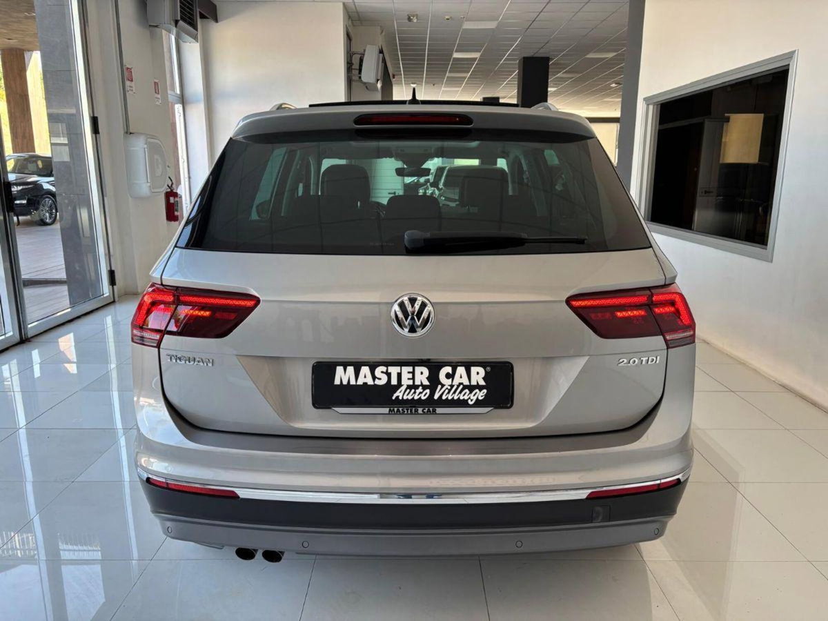 Volkswagen Tiguan 2.0 TDI SCR DSG 4MOTION Executive BMT (6)