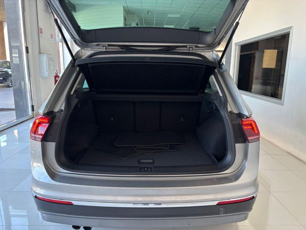 Volkswagen Tiguan 2.0 TDI SCR DSG 4MOTION Executive BMT (7)