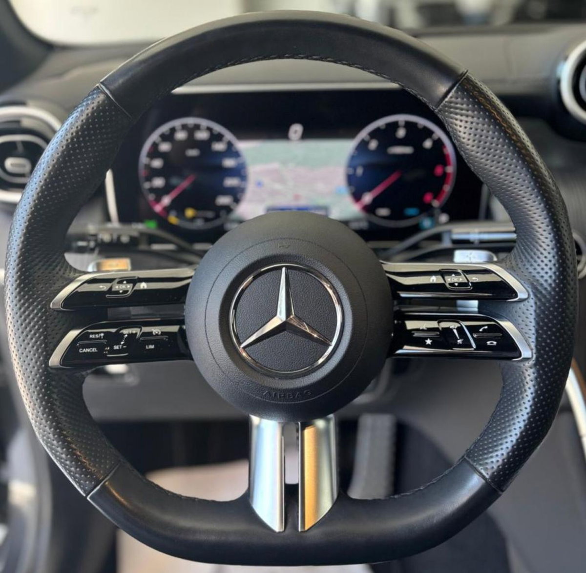 Mercedes-Benz GLC SUV 220 d AMG Line Premium Plus 4matic auto (14)
