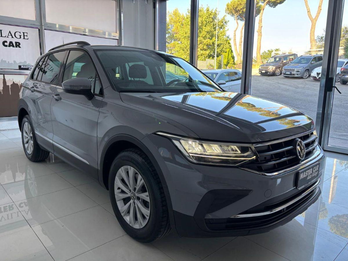 Volkswagen Tiguan 2.0 tdi Life 150cv dsg (3)