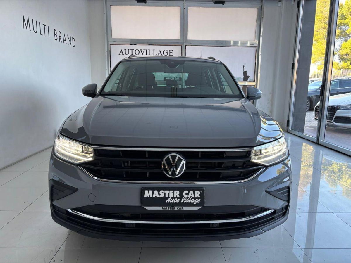 Volkswagen Tiguan 2.0 tdi Life 150cv dsg (5)
