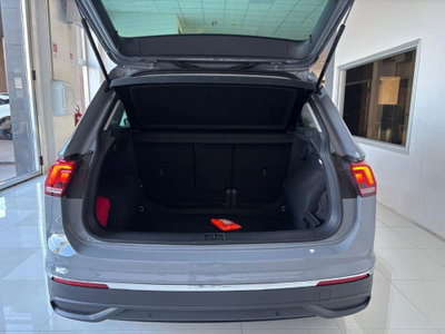 Volkswagen Tiguan 2.0 tdi Life 150cv dsg (6)