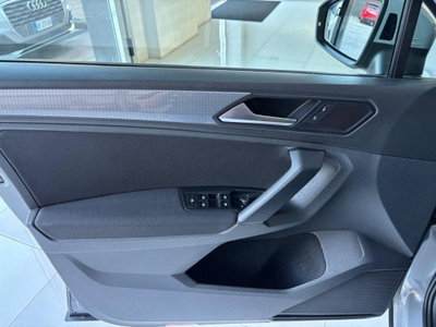 Volkswagen Tiguan 2.0 tdi Life 150cv dsg (8)
