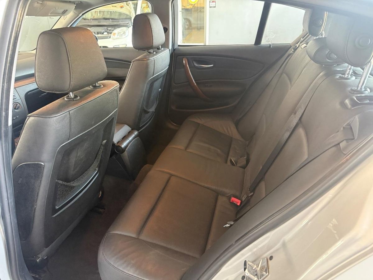 BMW Serie 1 116i cat 5 porte Futura (11)