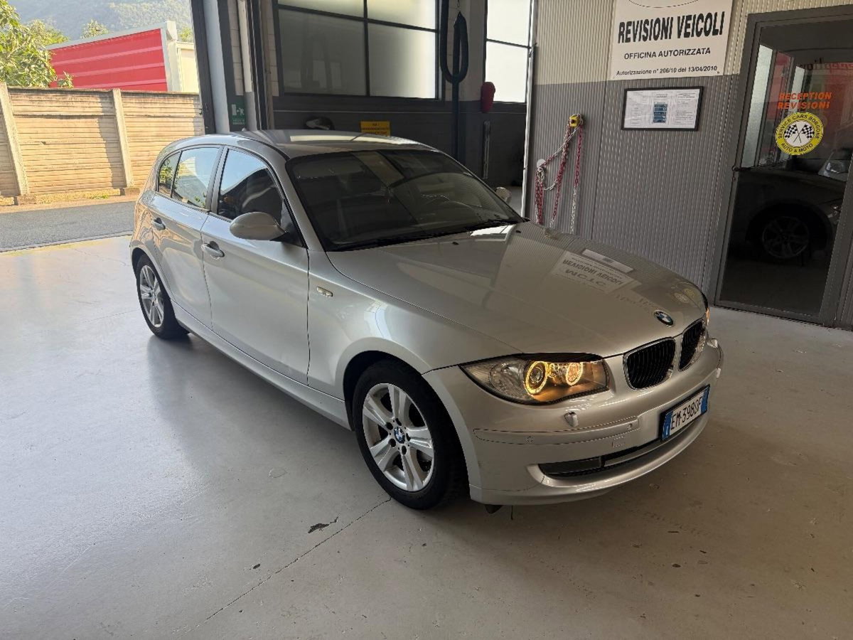 BMW Serie 1 116i cat 5 porte Futura (5)