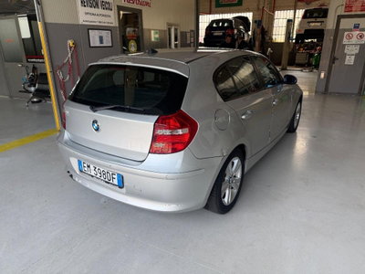 BMW Serie 1 116i cat 5 porte Futura (8)