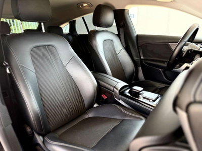 Mercedes-Benz CLA Shooting Brake 180 Shooting Brake Sport (19)