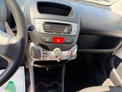 Citroen C1 1.0 3 porte DeeJay (11)