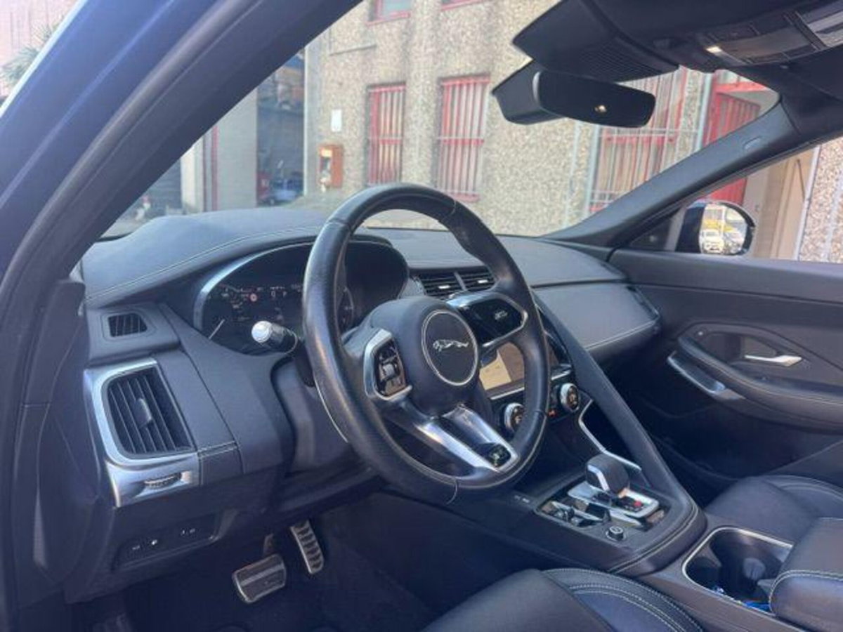Jaguar E-Pace 1.5 I3 PHEV 300 CV AWD Auto R-Dynamic S (10)