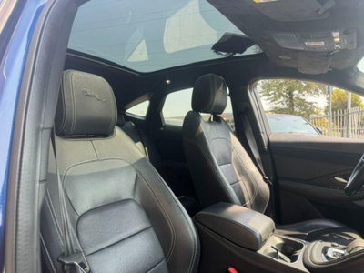 Jaguar E-Pace 2.0D I4 163 CV AWD Auto R-Dynamic Black (17)