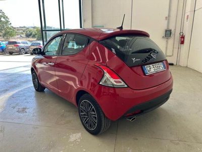 Lancia Ypsilon 1.0 FireFly 5 porte S&S Hybrid Ecochic Gold (10)