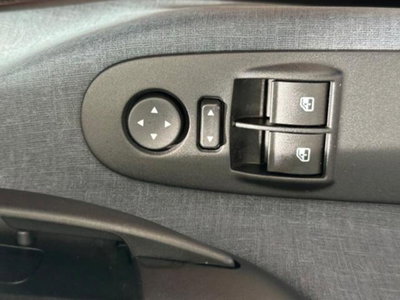Lancia Ypsilon 1.0 FireFly 5 porte S&S Hybrid Ecochic Gold (15)