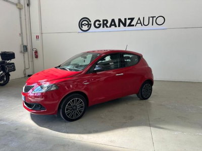 Lancia Ypsilon 1.0 FireFly 5 porte S&S Hybrid Ecochic Gold (2)