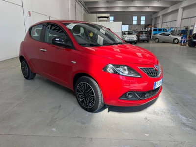 Lancia Ypsilon 1.0 FireFly 5 porte S&S Hybrid Ecochic Gold (5)