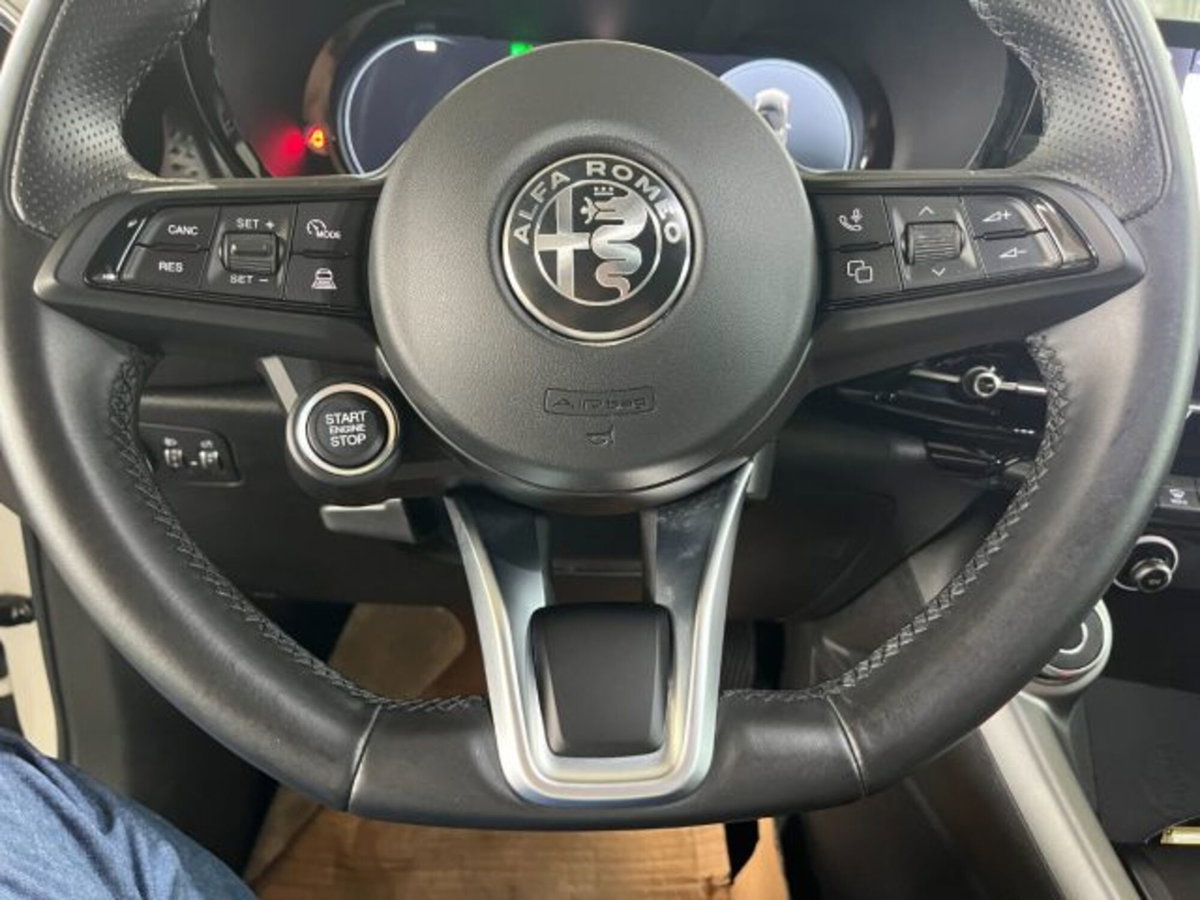 Alfa Romeo Tonale 1.5 hybrid Sprint 130cv tct7 (11)