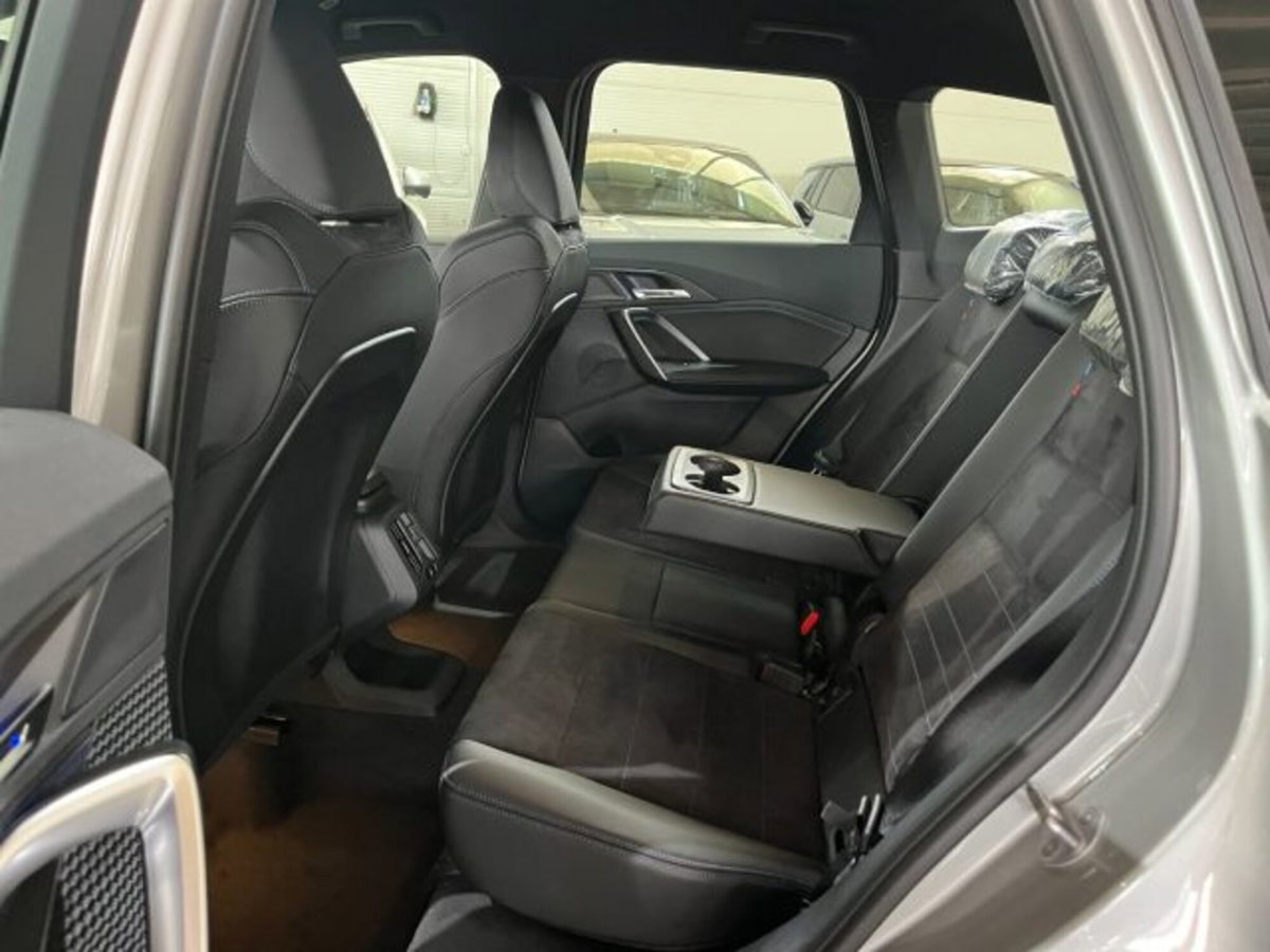 BMW X1 sDrive 18i Msport (10)