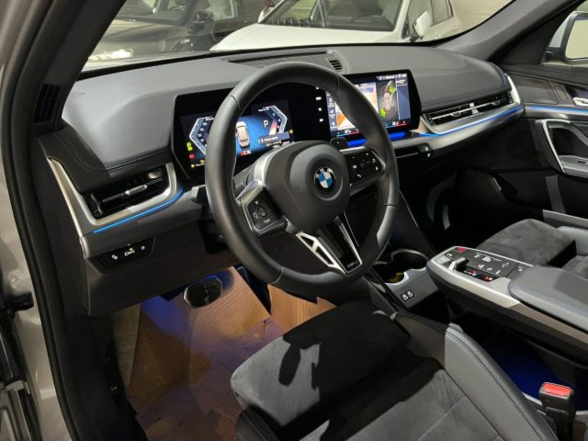 BMW X1 sDrive 18i Msport (10)